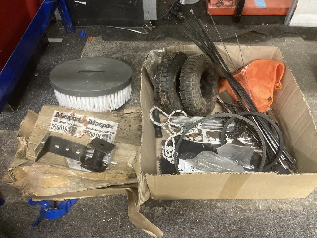 Box Lot Masport Home Gardener Attachment Kit, Box of Chain, Bar, Blades, Tyres, Files Etc Image 1++
