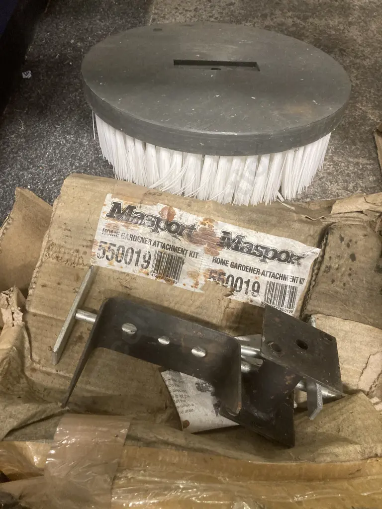 Box Lot Masport Home Gardener Attachment Kit, Box of Chain, Bar, Blades, Tyres, Files Etc Image 1++