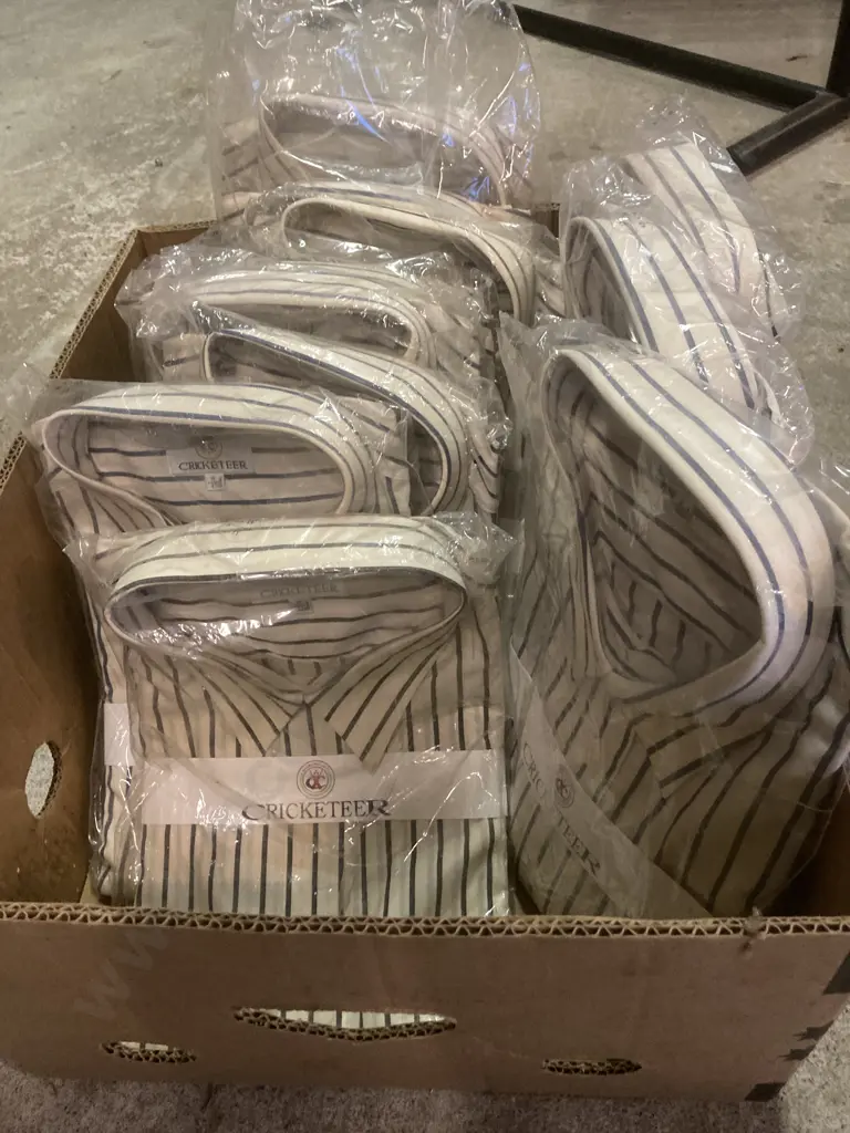 Box lot of Fifteen New Mens 'Cricketeer' Size 42 Business Shirts Image 1++