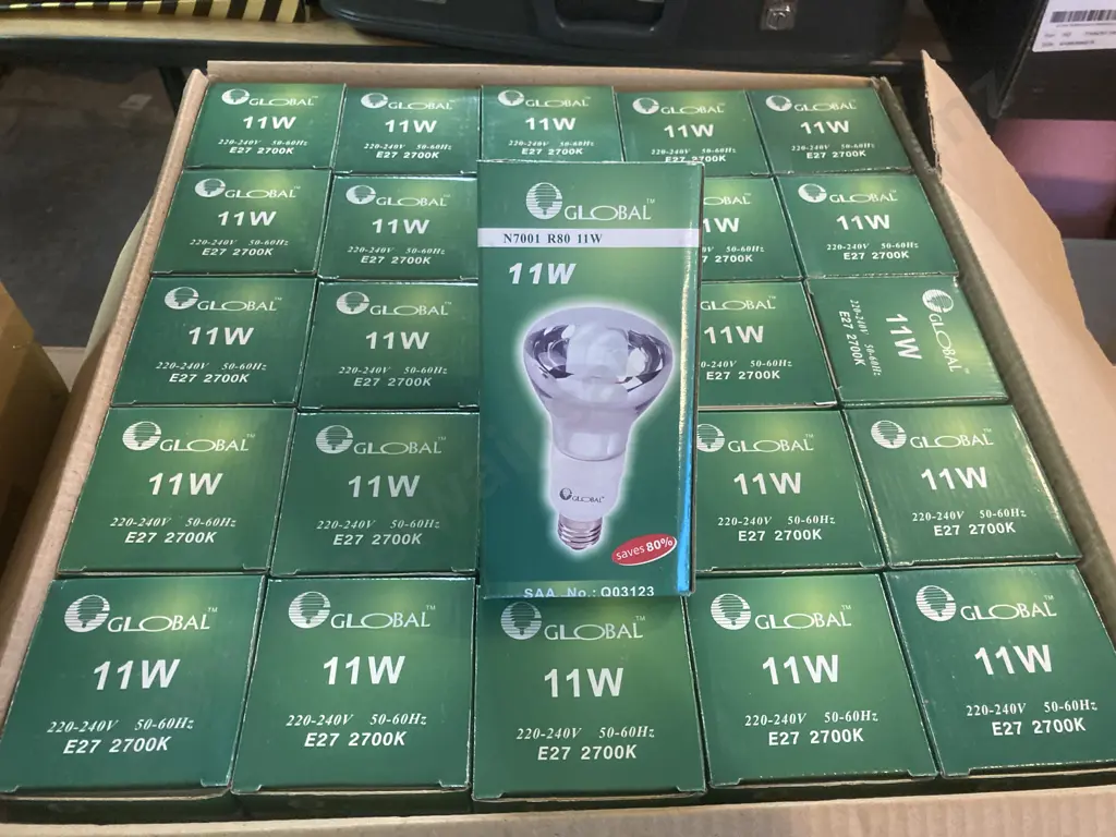 Box Of 25 Global E27 2700K 11W Light Bulbs (N7001 R80 11W) Image 1++