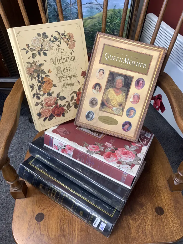 Selection of Vintage Photograph Albums And Books  Including The Queen Mother, Recipe Books Etc Image 1++