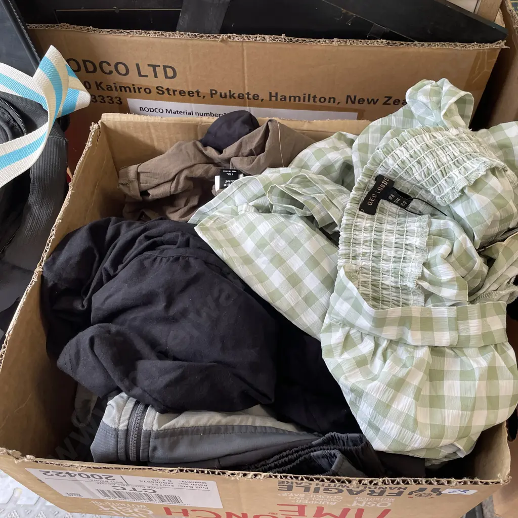 Box lot of assorted ladies clothing Image 1++