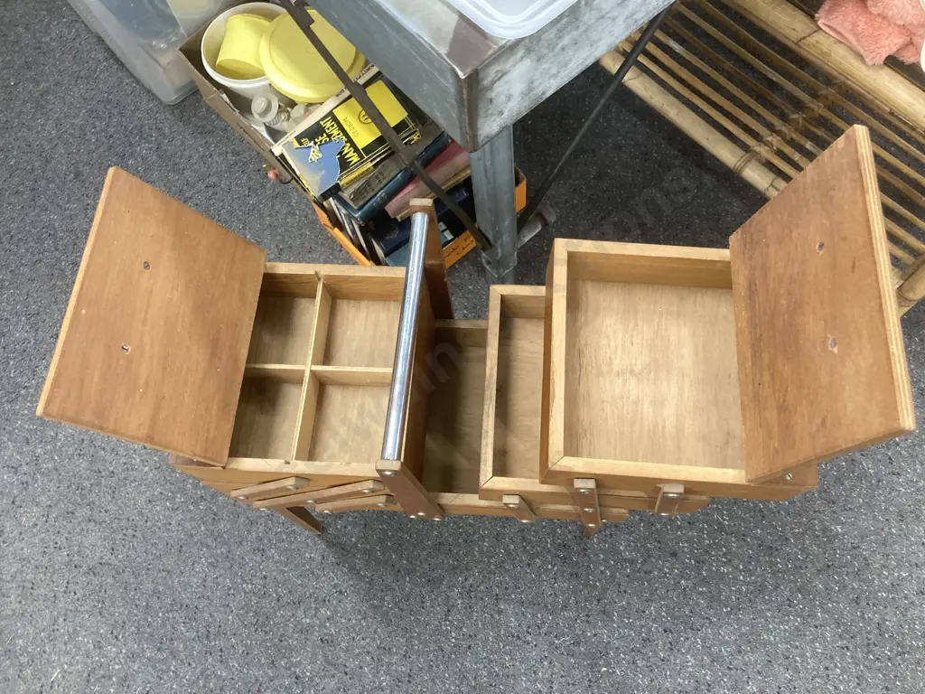 Vintage 5 Tier Cantilever Sewing Box Image 1++