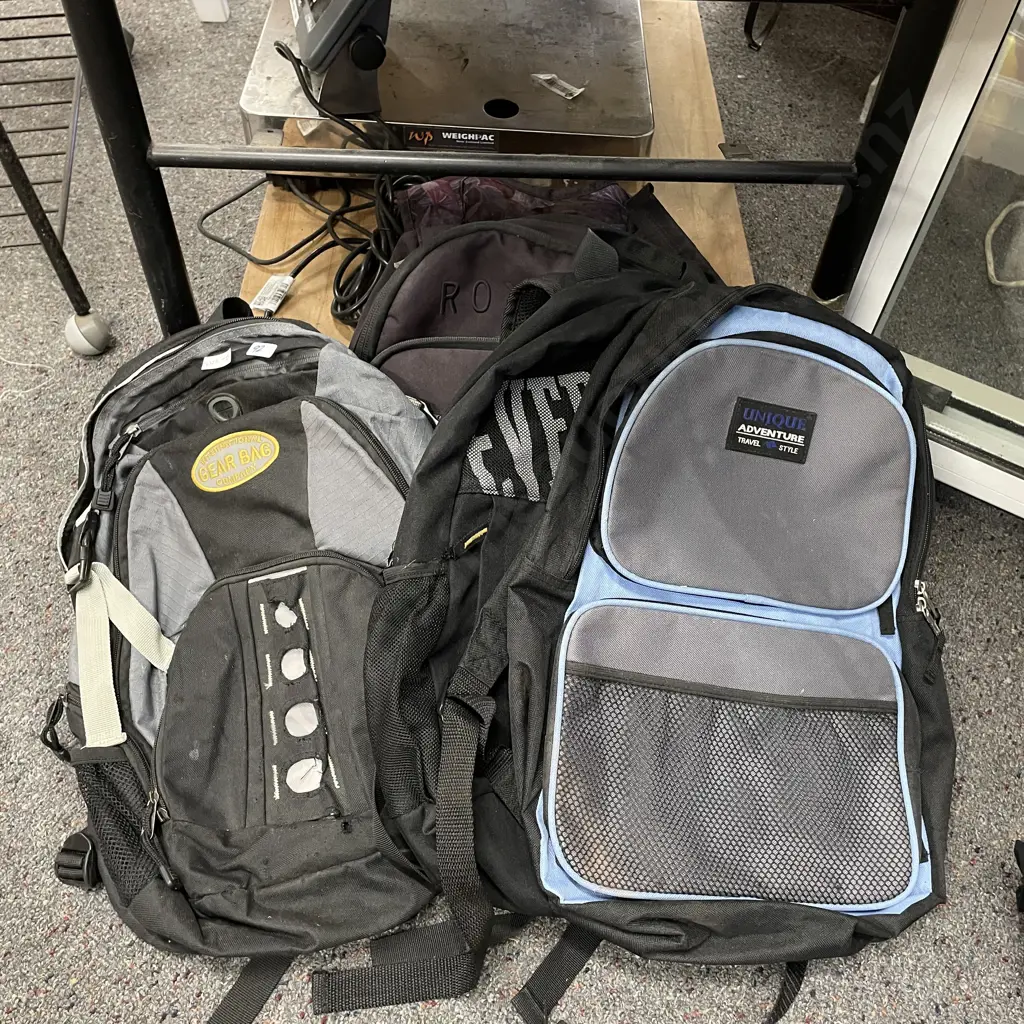 Selection of Backpacks incl Roxy, Everlast etc Image 1++