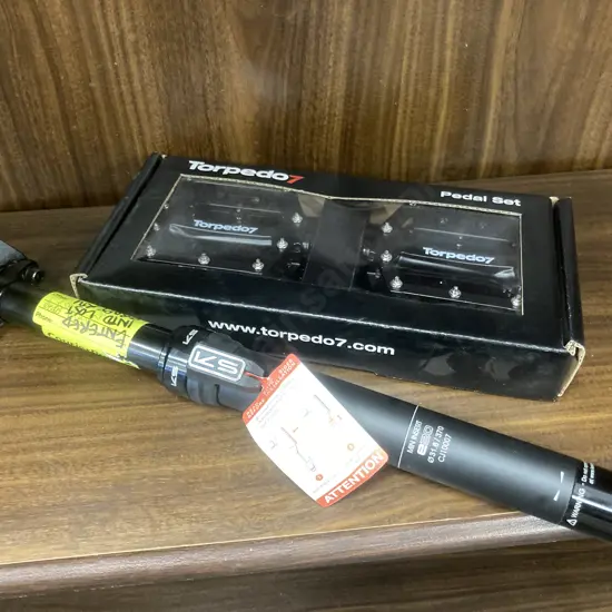 New KS E20 Seatpost, Hydraulic, CJ10007, And Boxed Torpedo7 Pedal Set