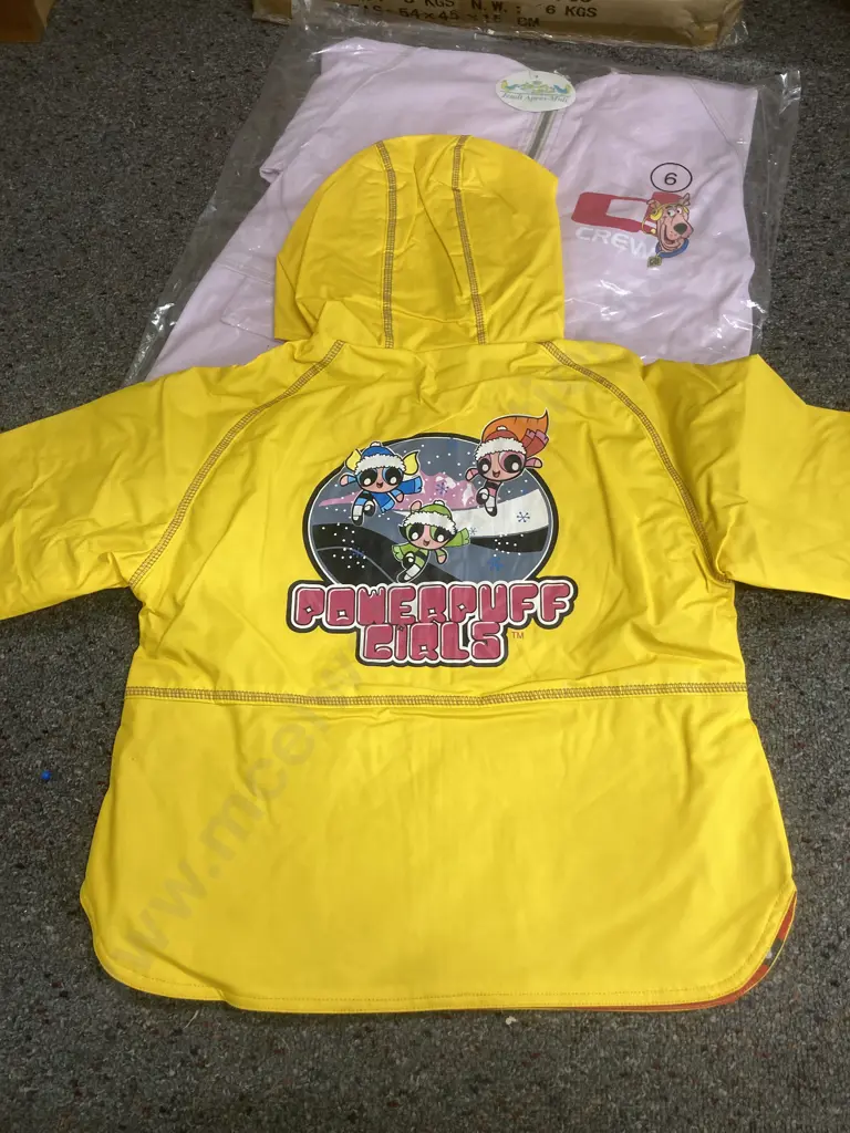 New Kids Hooded Lined Jackets, Zip Front, Asstd Yellow, Pink, 5 x Boxes of 16, Sz 3, 4, 5, 6, Raincoat Weight Image 1++