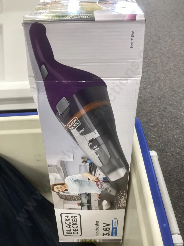 Polar Cooler Chilly Bin, Camp Pantry, B&D Dustbuster 3.6V In Box Image 1++