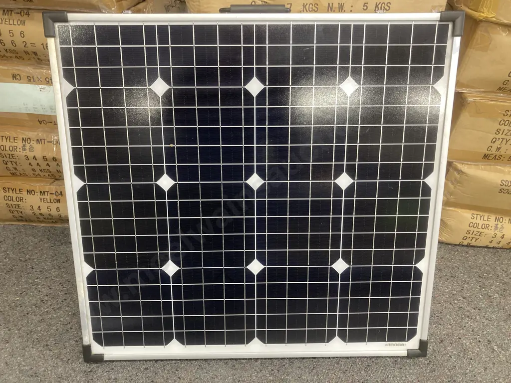 Powertech Portable Folding Solar Panel With Cable & Carry Bag, Model ZM9176, 120 Watts Image 1++