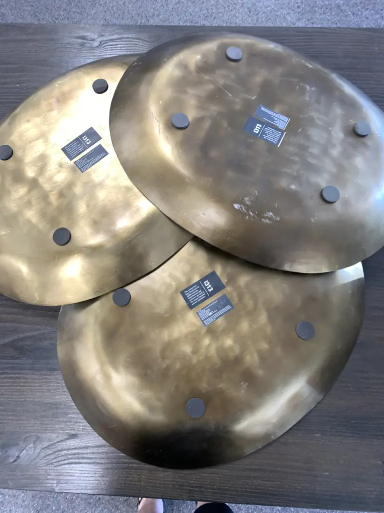 Le Forge Gold Coloured Oval Platters x3 L50cm. Image 1++