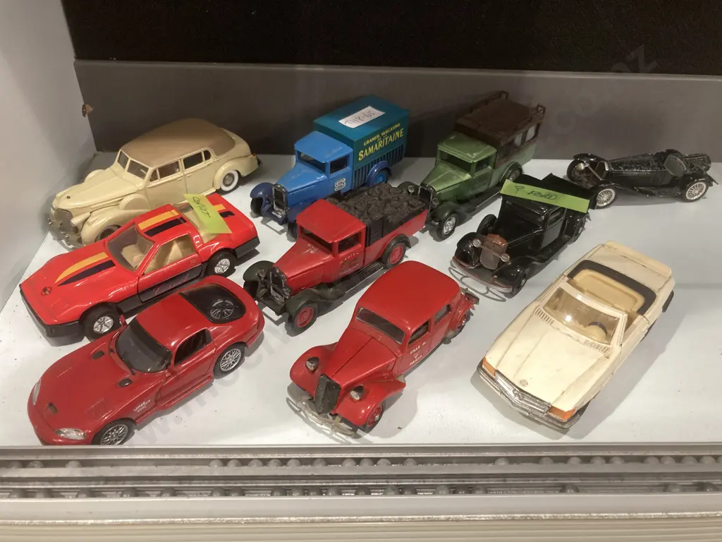 Vintage Diecast Model Vehicles x 10 Image 1++