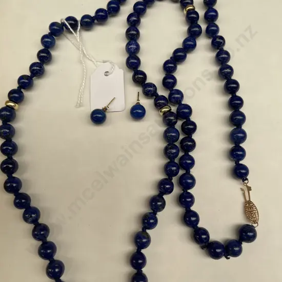 Stunning Lapus Necklace and matching earring. Clasp and earring marked 14K. L76cm