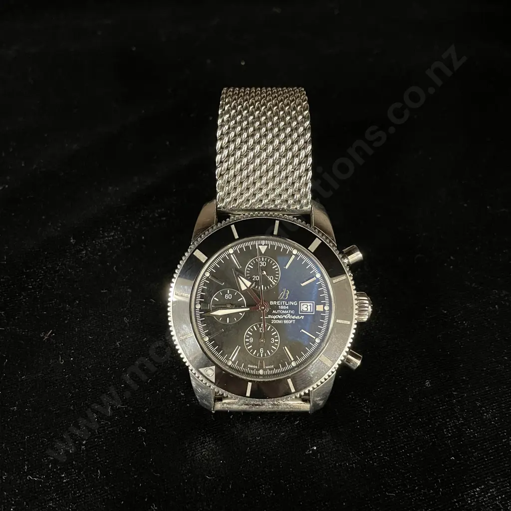 Breitling Watch.  This is a Police item so no vendor information is available. Viewing is essential. Image 1++