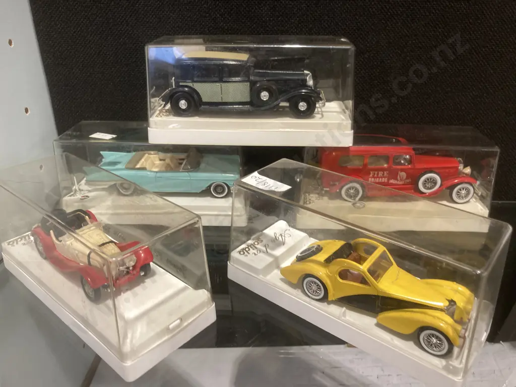 Collection of Vintage Diecast Age D'or Solido Boxed Model Cars x 5 Image 1++