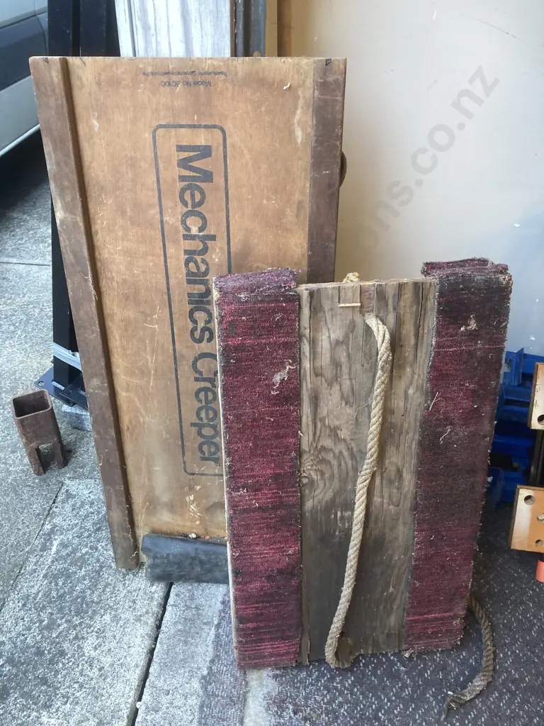 Wooden Mechanics Creeper & a Wooden Flat Trolley Image 1++
