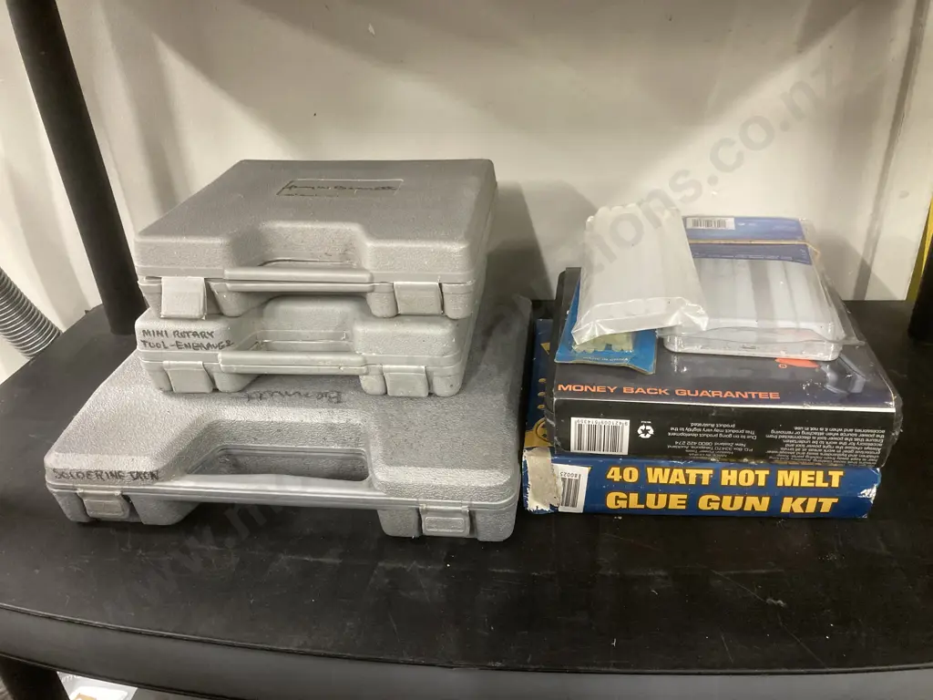 Cased Tools x 5, Soldering Iron, Mini Rotary Tool, 90 Degree Tool, 2 x Glue Guns & Glue Stick Packets Image 1++