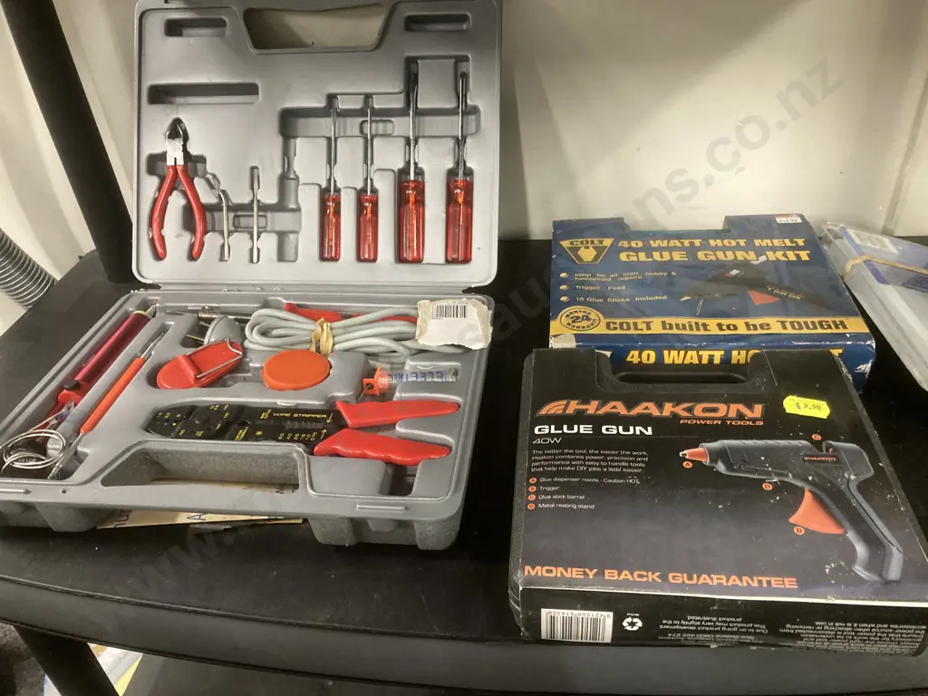 Cased Tools x 5, Soldering Iron, Mini Rotary Tool, 90 Degree Tool, 2 x Glue Guns & Glue Stick Packets Image 1++