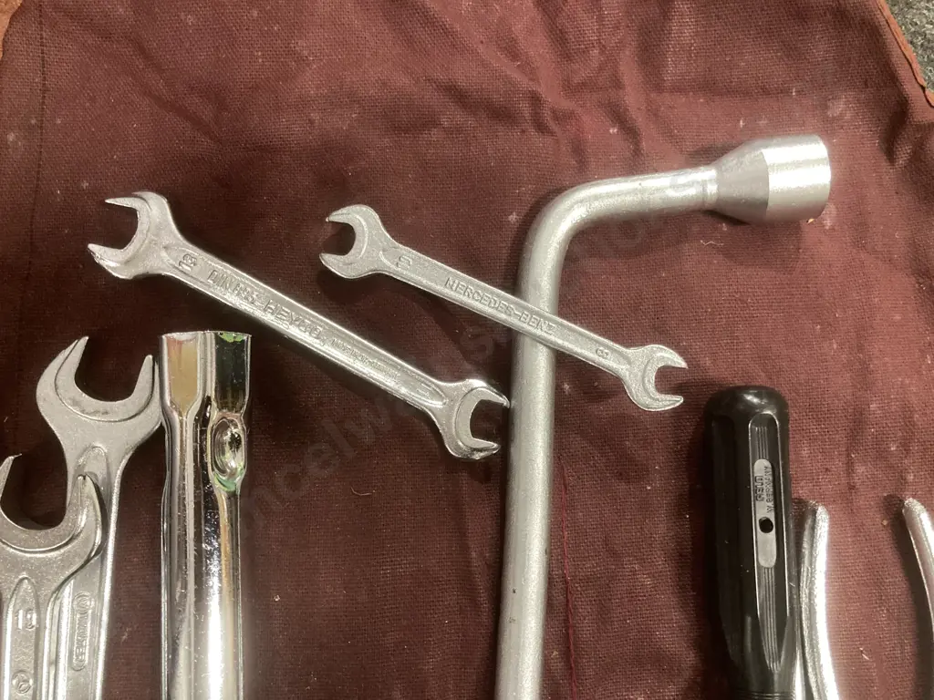 Mercedes Benz Stamped 9Pc. Vehicle Tool Kit Image 1++