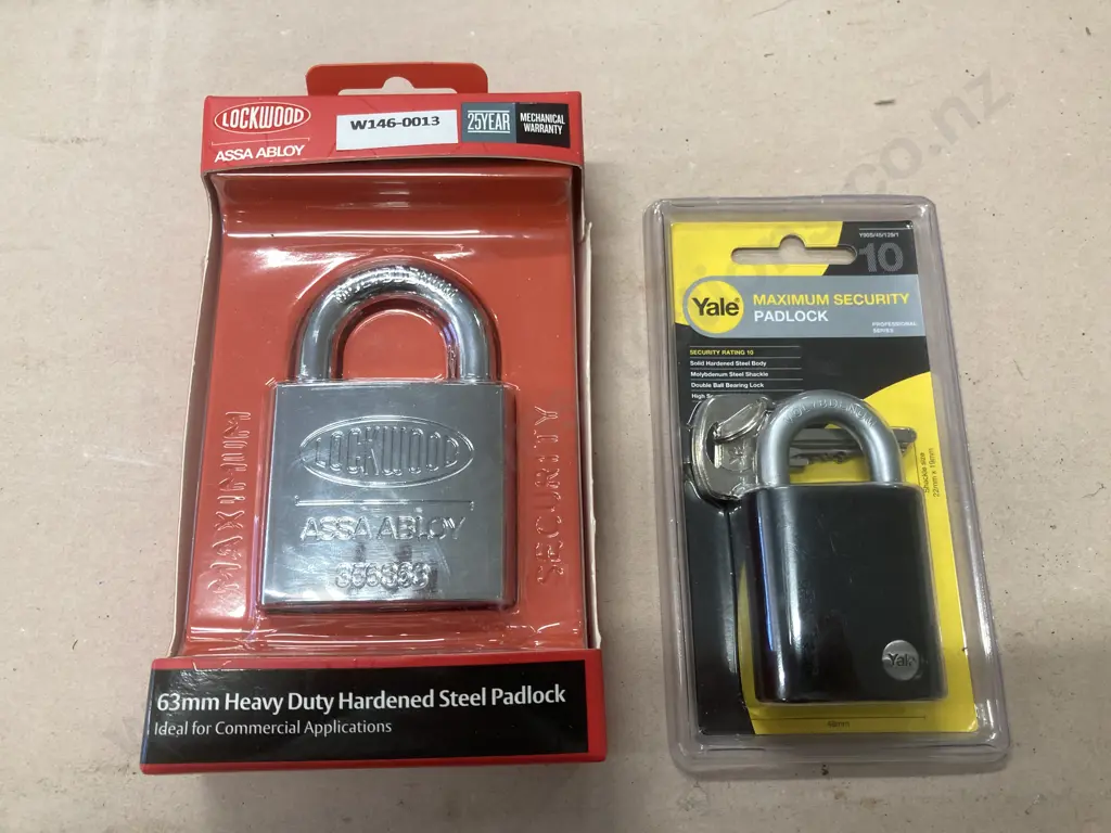 Lockwood Assa Abloy 63mm Heavy Duty Hardened Steel Padlock & a Yale Max Security Padlock New In Box Image 1++