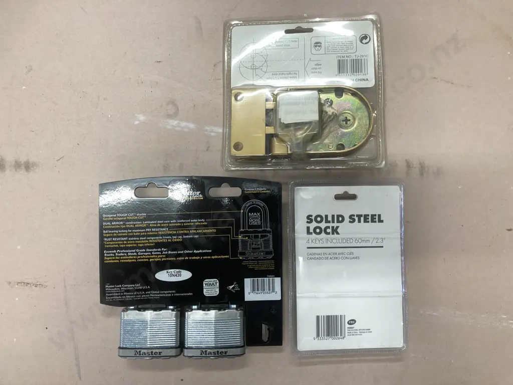 Master Lock Magnum Twin Pack, Tough Solid Steel Lock, Legion Jimmy Rim Lock New In Box Image 1++