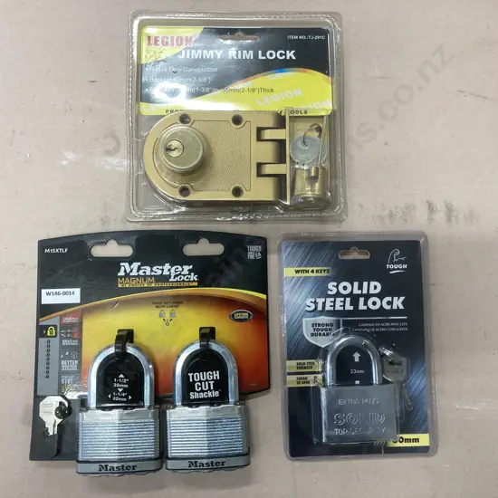 Master Lock Magnum Twin Pack, Tough Solid Steel Lock, Legion Jimmy Rim Lock New In Box