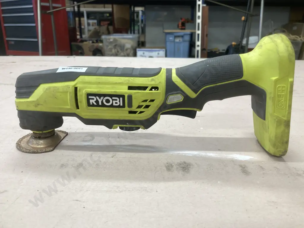 Ryobi 18V Multi Tool Skin, Model R18MT3 Image 1++