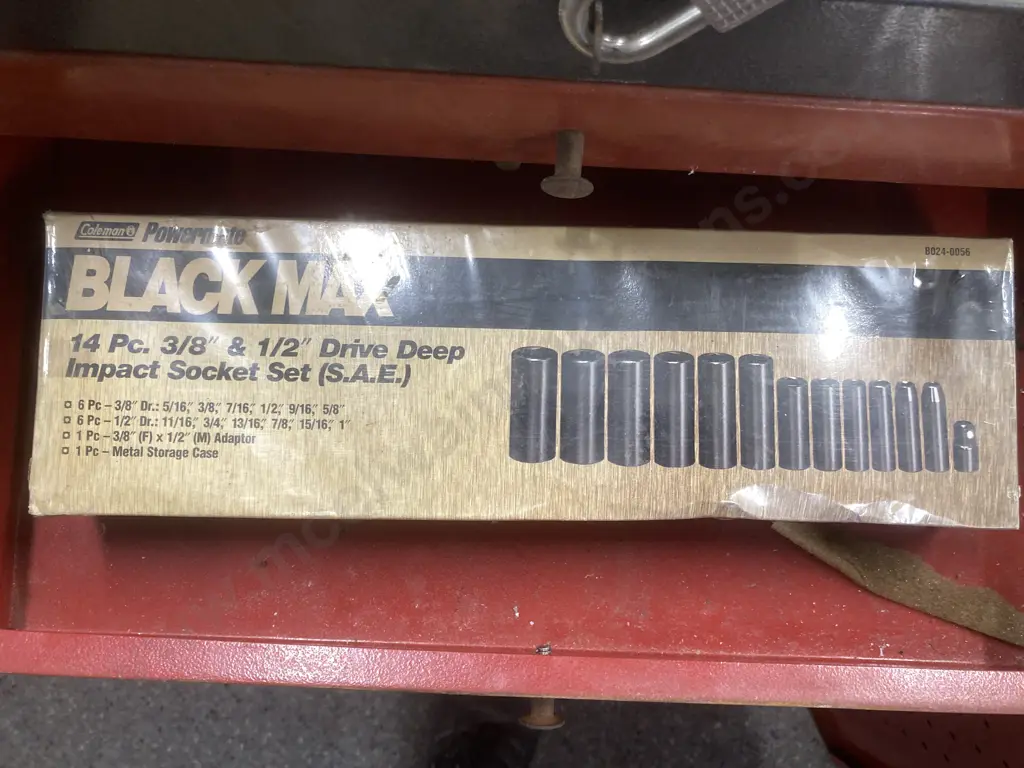 Steel 3 Drawer Toolbox With Single Door Roller Cabinet (af) & a Selection of Tools Image 1++