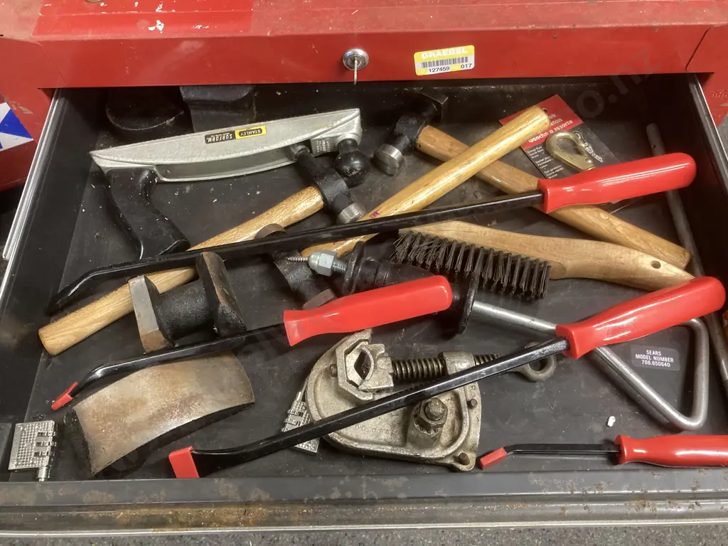 Sears Craftsman 10 Drawer Toolbox With a 5 Drawer Roller Cabinet, With Keys &  Selection of Tools Image 1++