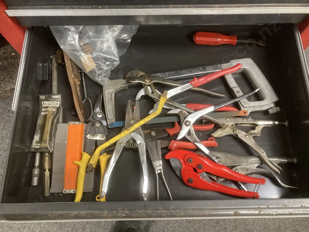 Sears Craftsman 10 Drawer Toolbox With a 5 Drawer Roller Cabinet, With Keys &  Selection of Tools Image 1++