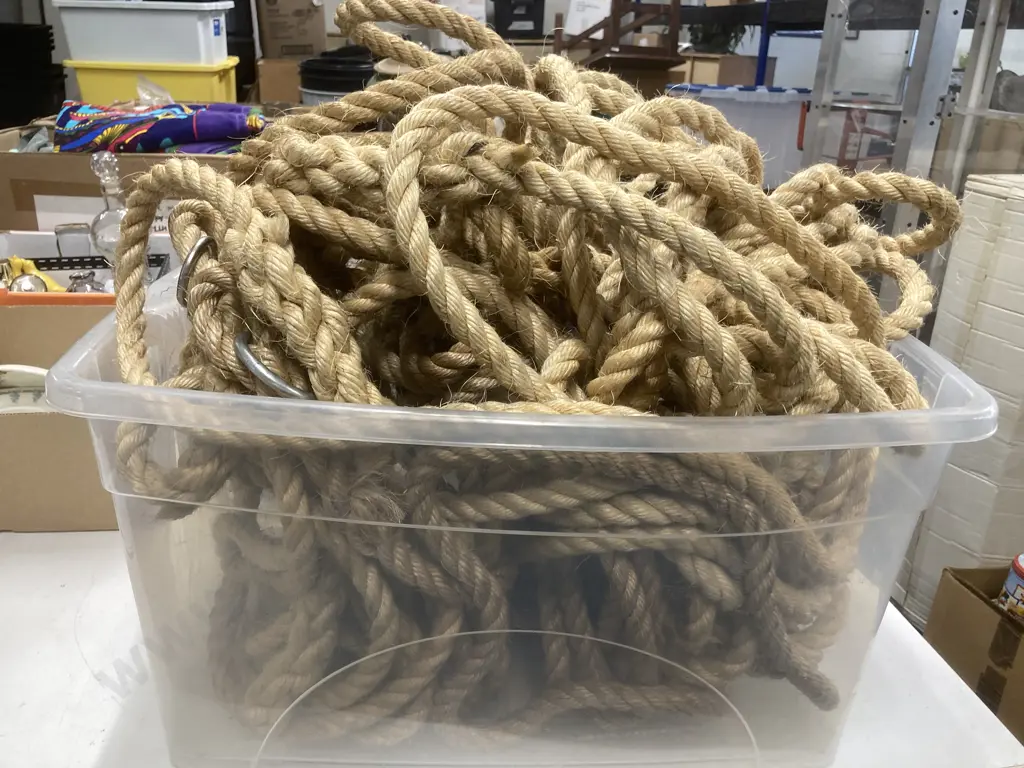 Clear Bin of Ropes Image 1++