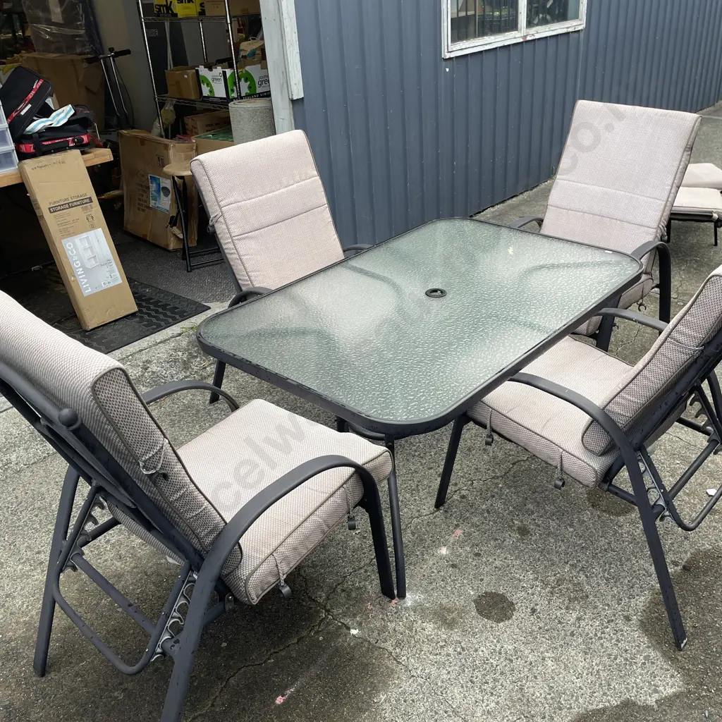5 Piece Outdoor Dining Suite with Glass Top 124 x 91cm. 4 Reclining chairs with squabs Image 1++