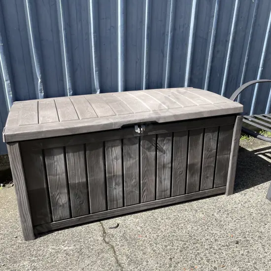 Large Keter Outdoor Storage Box. L127, H60, W64cm