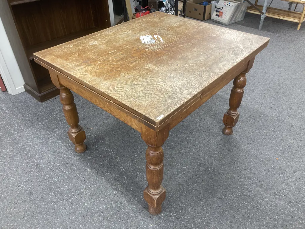 Art Deco Oak Draw Leaf Dining Table, Turned Legs, 107 x 84cm (af To Top) Image 1++