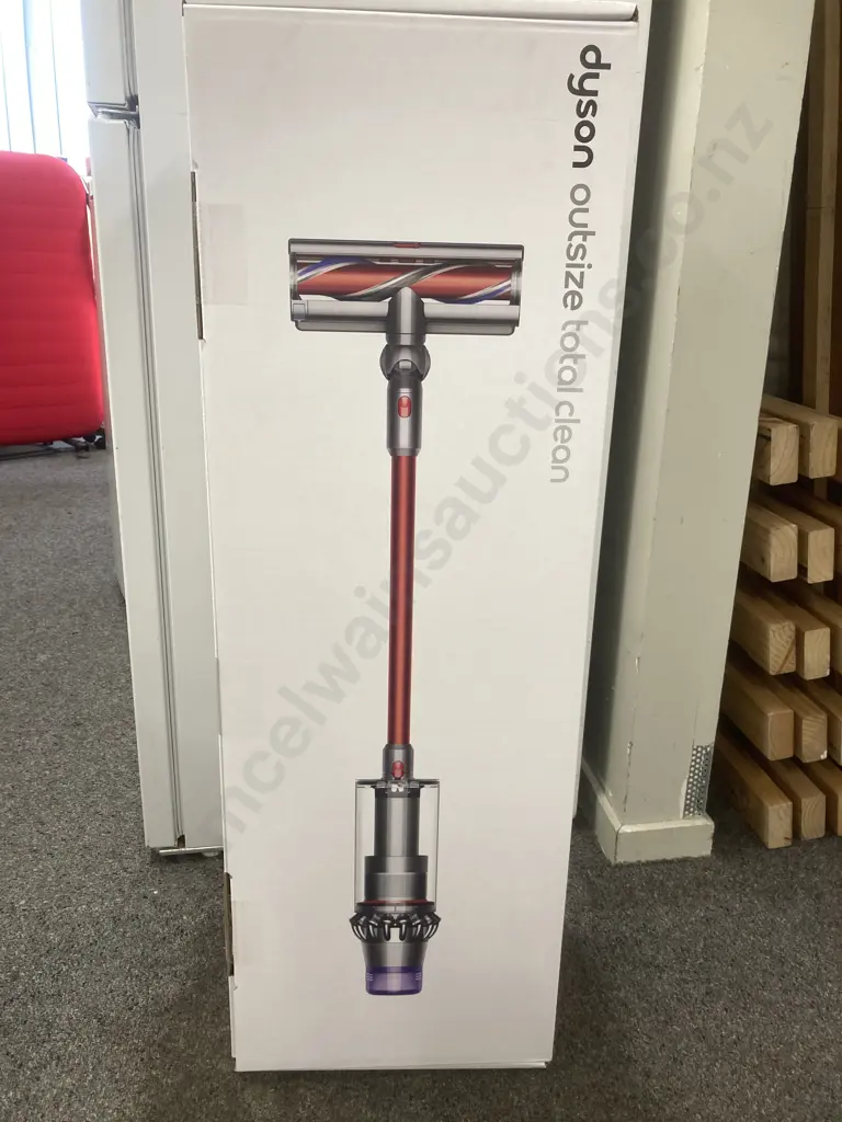 Dyson OutSize Total Clean Vacuum Cleaner New In Box Image 1++