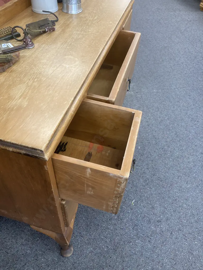Vintage Rimu Sideboard, Brass Drop Handles, Cabriole Legs, H80 L107 D44cm Image 1++