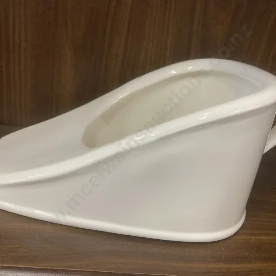 Vintage Boots Chemists Slipper Ceramic Bed Pan, 14cm x 36cm (af To Front)