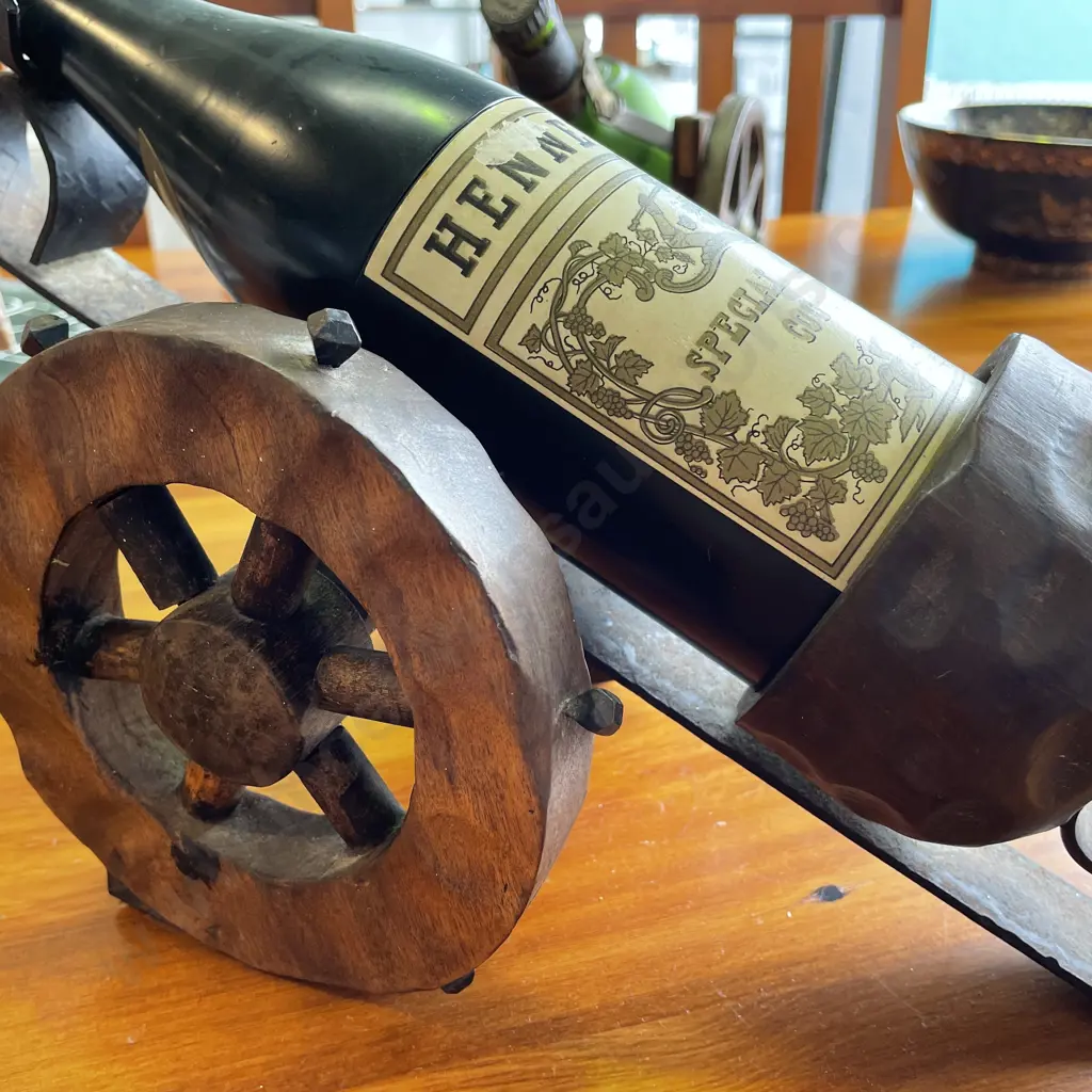 Rare Vintage Cannon Bottle Lighter with Internal Cigarette Dispenser Image 1++