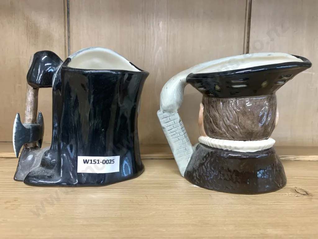 Pair of Royal Doulton Character Toby Jugs 'Anne Boleyn' & 'Henry VIII' 11cm Image 1++
