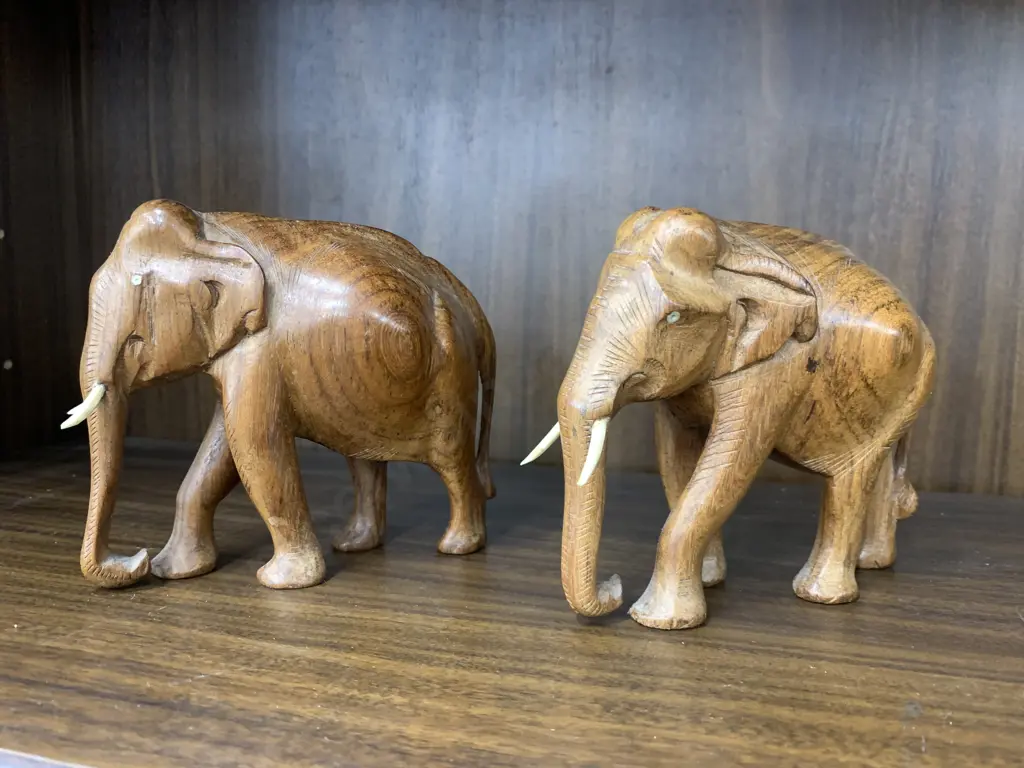 Pair Of Brown Wooden Elephants, 11 x 13cm Image 1++