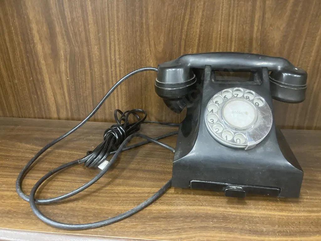 Vintage Black Bakelite Dial Telephone With Cheese Drawer Image 1++