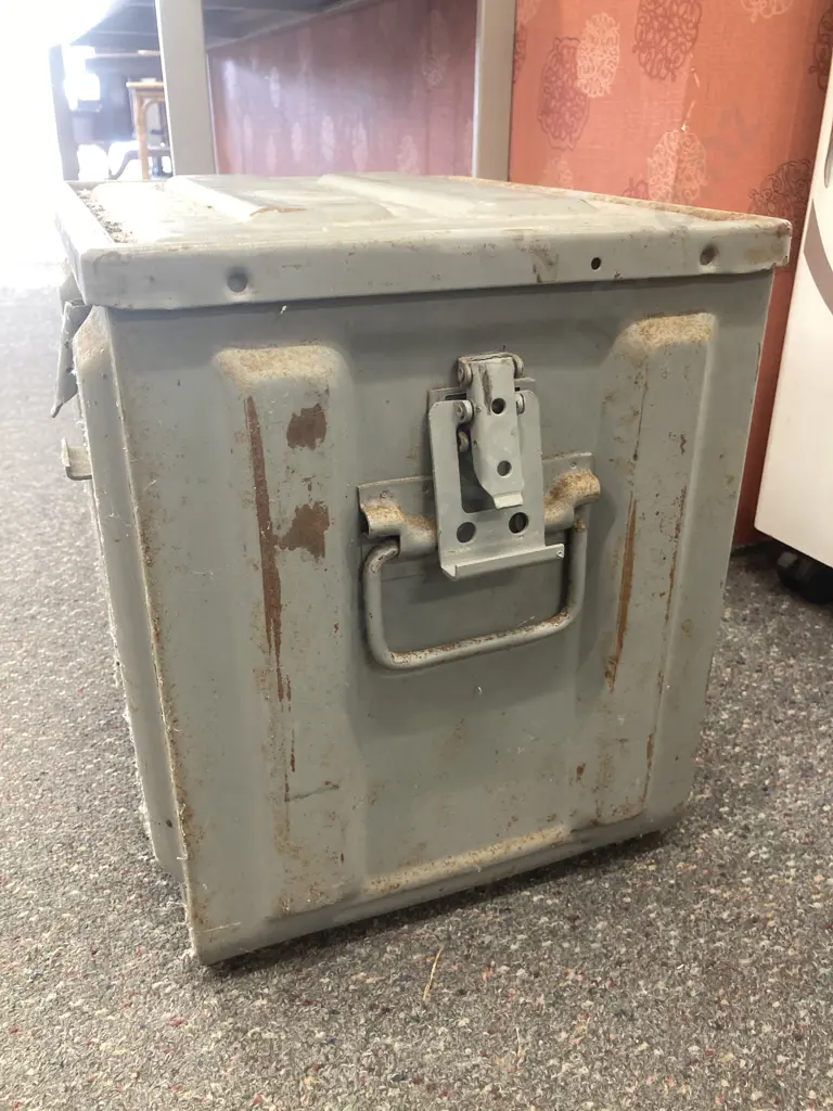 Vintage Military Ammunition Component Box MK2, H37 W38 D30cm Image 1++