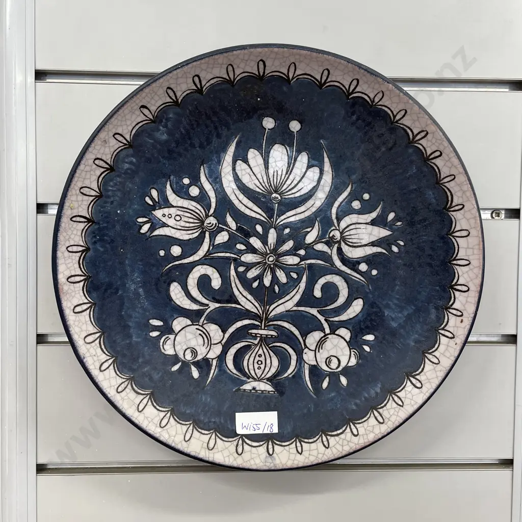 Decorative Pottery Platter Image 1++