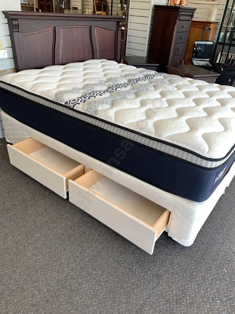 Sleepyhead Chiropractic HD Dominica Pillowtop Queen Size Bed, Split Base With 4 Drawer Storage Image 1++