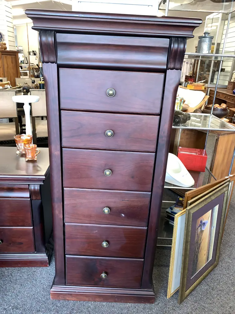 Modern Dark Stained 7 Drawer Lingerie Chest With Round Antique Brass Colour Handles Image 1++
