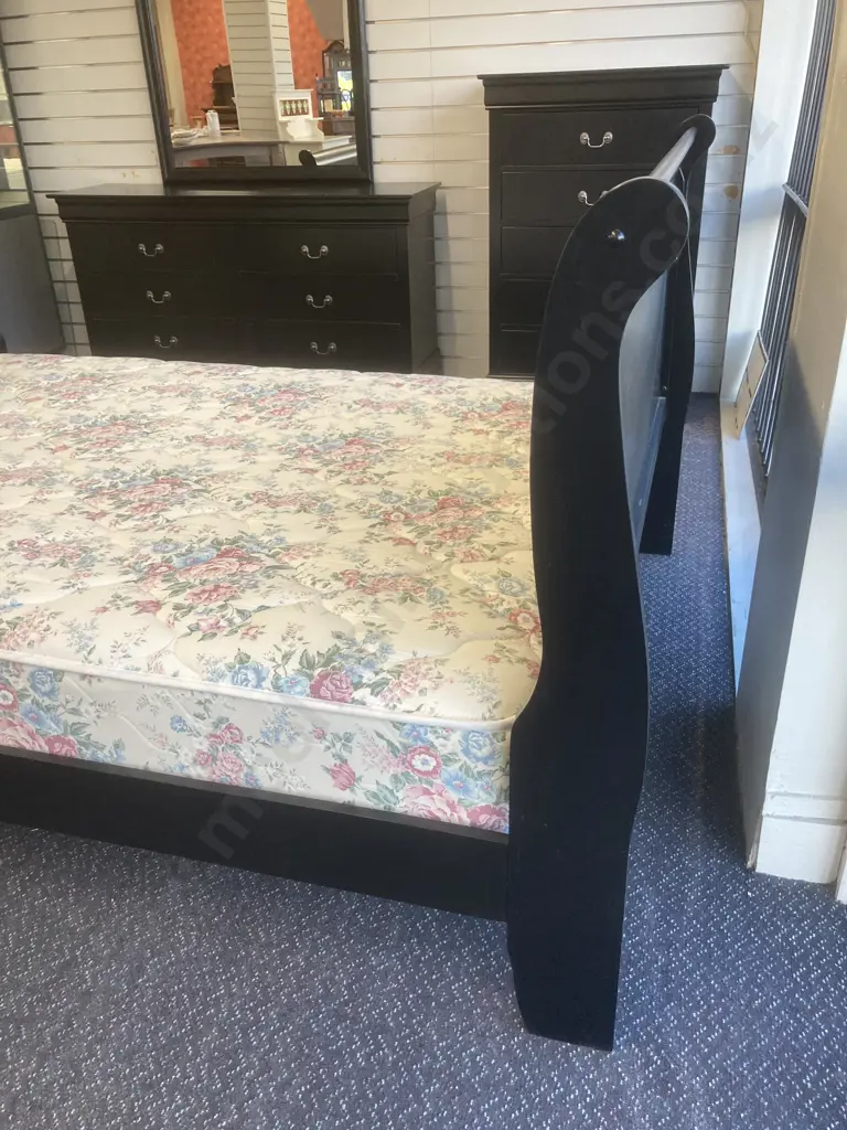 Black Queensize Sleigh Bed With a Sealy Garland Floral Mattress, H112 L224cm Image 1++