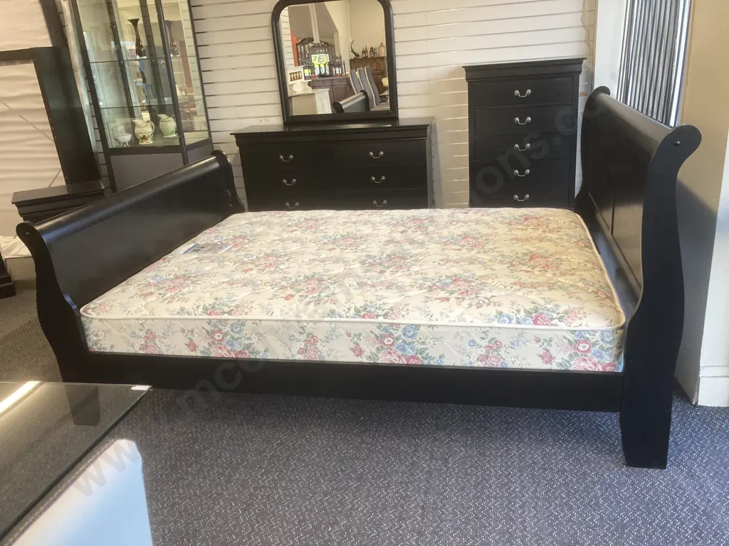 Black Queensize Sleigh Bed With a Sealy Garland Floral Mattress, H112 L224cm Image 1++