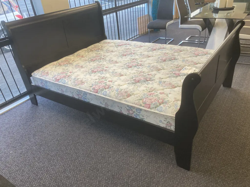 Black Queensize Sleigh Bed With a Sealy Garland Floral Mattress, H112 L224cm Image 1++