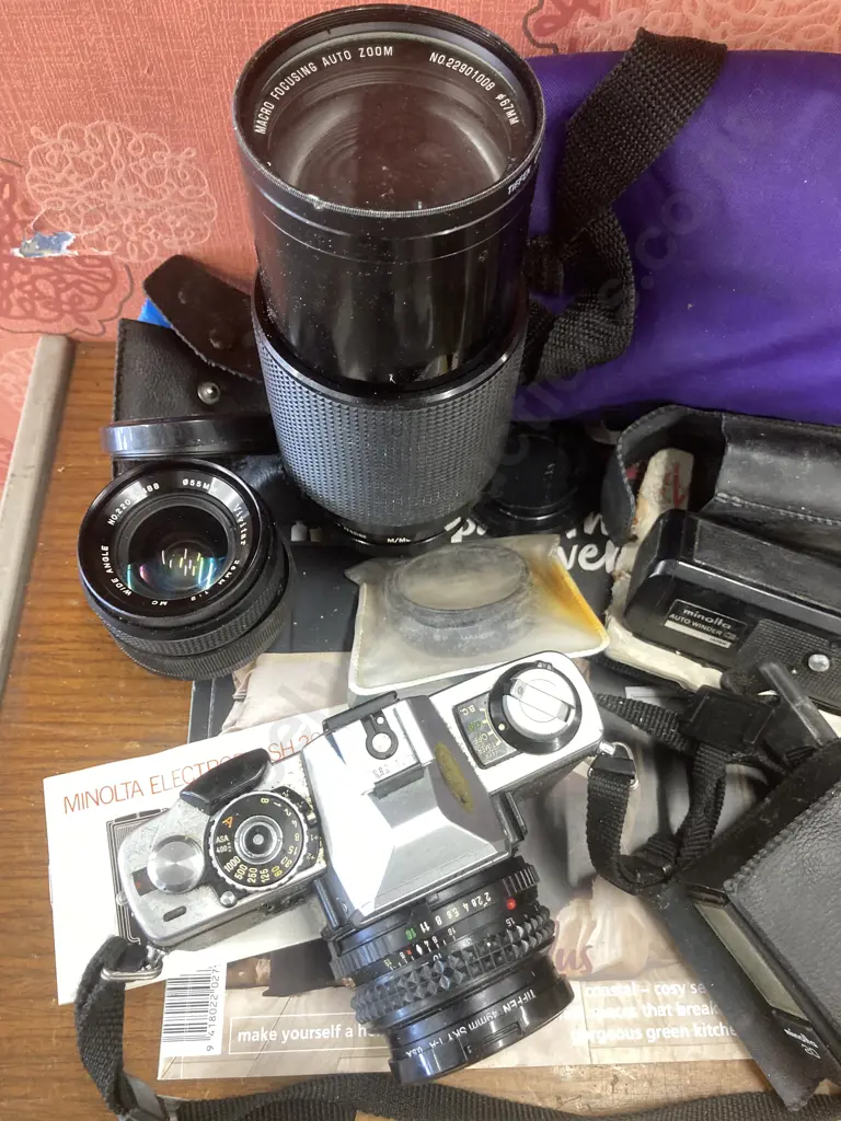 Minolta XG-7 & Manual, Minolta 45mm f1:2, Vivitar Auto Zoom 70-210mm f1:3.5 & Wide Angle 55mm 28mm 1:2 Lenses Image 1++