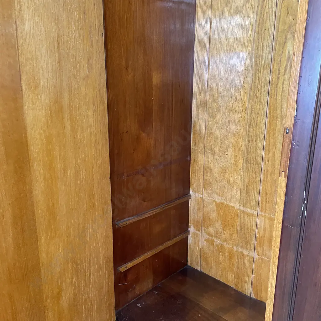 Stunning Antique Harris and Lebus Arts and Crafts Solid Mahogany Wardrobe. 2 Door, 2 drawer.  Bevelled glass mirrors. Image 1++