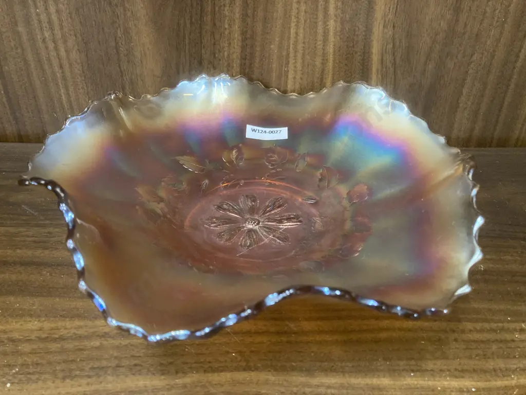 Antique Dugan Cosmos Variant Peach Opal Carnival Glass Ruffled Bowl, Dia25cm Image 1++