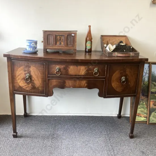 Federal Style Crotch Mahogany Inlaid Antique Sideboard Buffet With 4 x Lion Head Ring Pulls